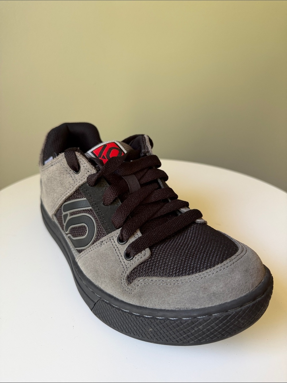 Adidas Five Ten Freerider MTB Flat Pedal Shoes Gray Black Men’s 8 Women’s 9.5